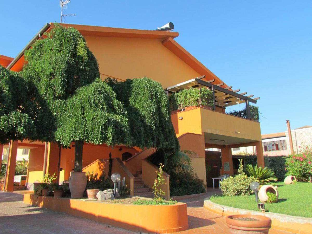 Casa Vacanze Villa Carmela Porto Torres Exteriér fotografie