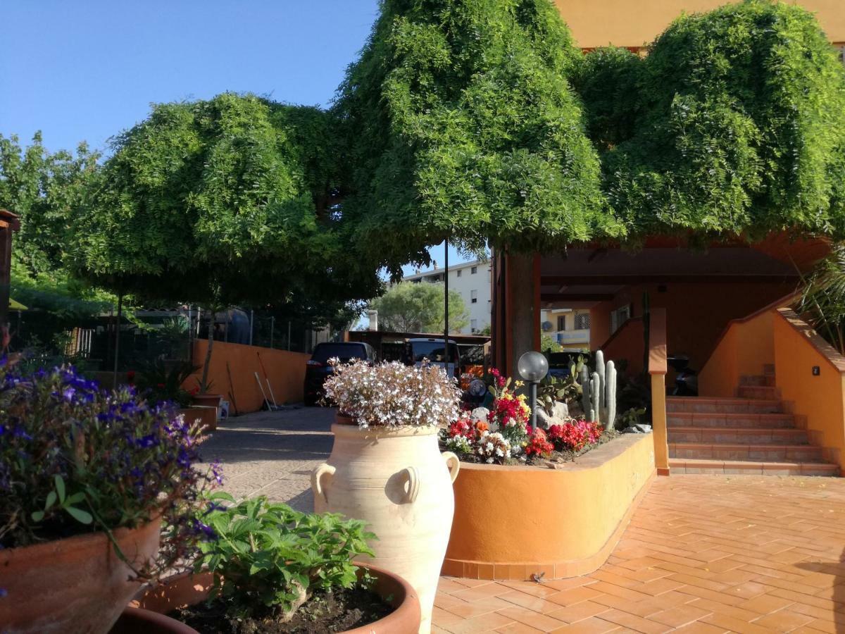 Casa Vacanze Villa Carmela Porto Torres Exteriér fotografie